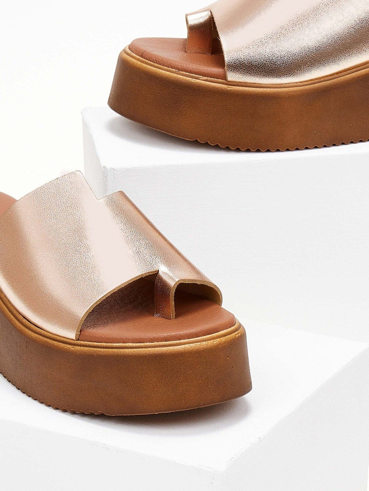 Flatforms δερμάτινα με άνιση φάσα estil - Χαλκός - thefashionproject.gr - Estil