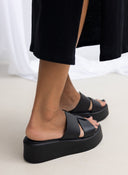Flatforms δερμάτινα με ιδιαίτερη φάσα Estil - Μαύρο - thefashionproject.gr - Estil