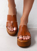 Flatforms δερμάτινα με ιδιαίτερη φάσα Estil - Ταμπά - thefashionproject.gr - Estil