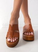 Flatforms δερμάτινα με ιδιαίτερη φάσα Estil - Ταμπά - thefashionproject.gr - Estil