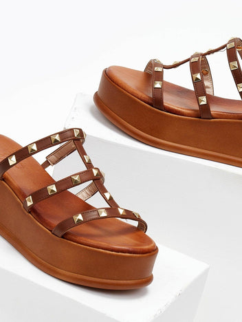 Flatforms δερμάτινα με τρουκς estil - Ταμπά - thefashionproject.gr - Estil