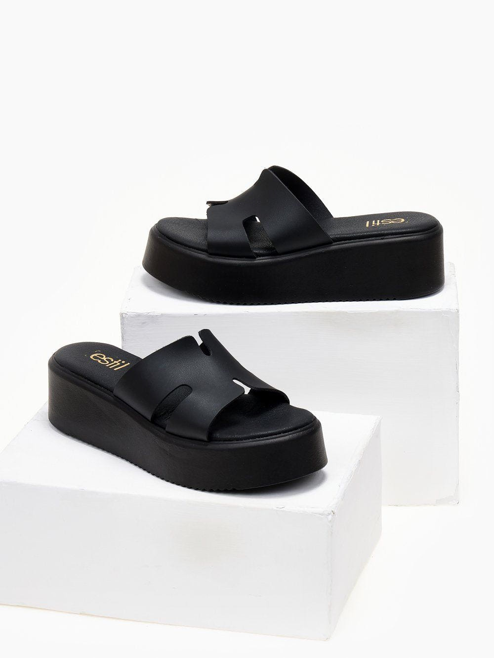 Flatforms δερμάτινα σανδάλια με ανοίγματα Estil - Μαύρο - thefashionproject.gr - Estil