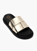 Flatforms δερμάτινα σανδάλια με περαστό σχέδιο στις φάσες - Χρυσό - thefashionproject.gr - ATENEO