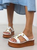 Flatforms δερμάτινα σανδάλια με τρουκς Estil - Λευκό - thefashionproject.gr - Estil