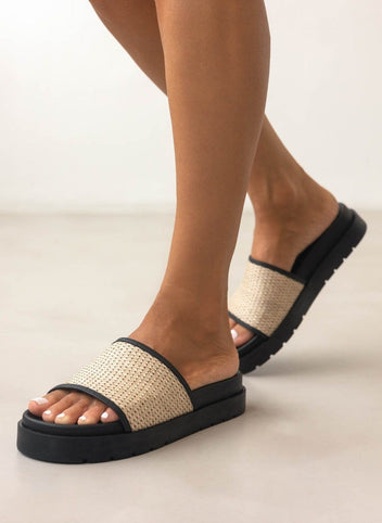 Flatforms σανδάλια με ψάθινη φάσα - Μπεζ - thefashionproject.gr - CARAD