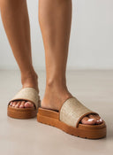 Flatforms σανδάλια με ψάθινη φάσα - Ταμπά - thefashionproject.gr - CARAD