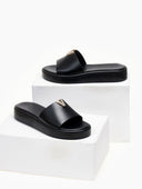 Flatforms σανδάλια με στρας στοιχείο TFP - Μαύρο - thefashionproject.gr - TFP