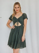 Φόρεμα με δαντέλα και cut out - Χακί - thefashionproject.gr - The Fashion Project