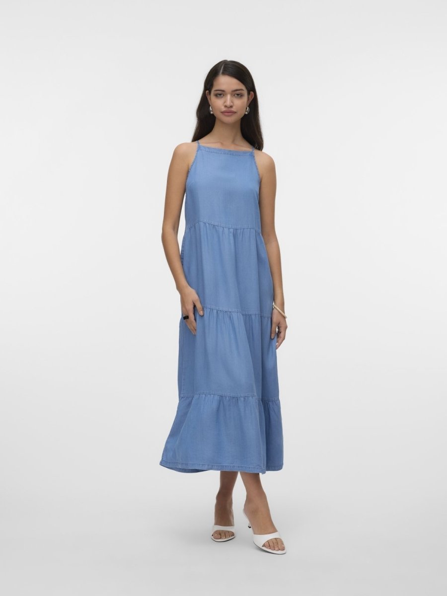 Φόρεμα με denim όψη Vero Moda 10326075 - Μπλε denim - thefashionproject.gr - VERO MODA