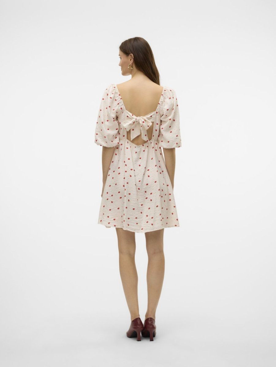 Φόρεμα με φράουλες Vero Moda 10324644 - Λευκό - thefashionproject.gr - VERO MODA