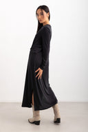 Φόρεμα μίντι basic Pieces 17151341 - Μαύρο - thefashionproject.gr - PIECES