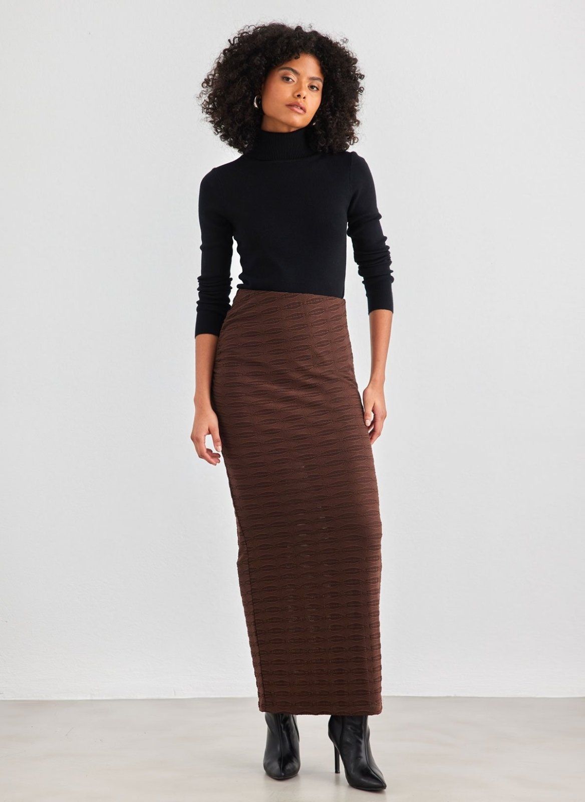Φούστα μάξι με σούρα στο πλάι Vero Moda 10309750 - Καφέ - thefashionproject.gr - VERO MODA