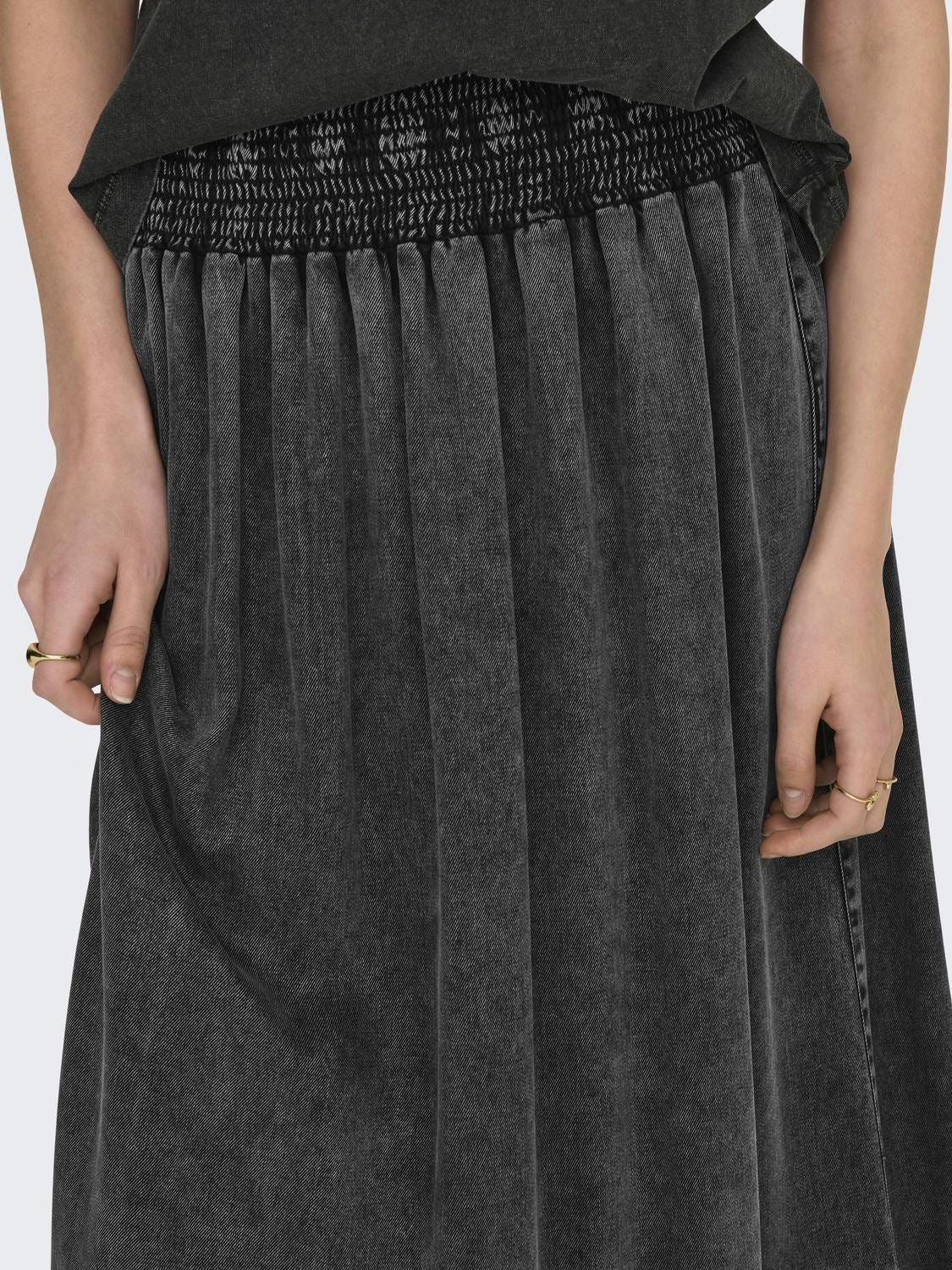 Φούστα με denim όψη και μπάσκα ONLY 15320036 - Ανθρακί - thefashionproject.gr - ONLY