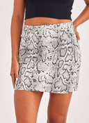 Φούστα μίνι με print PIECES 17154598 - Λευκό/Μαύρο - thefashionproject.gr - PIECES