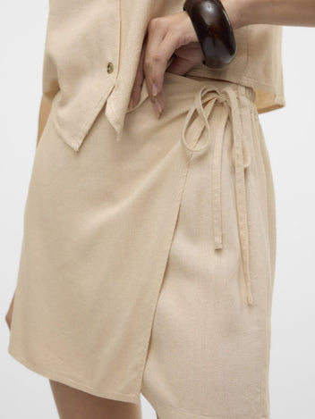 Φούστα σορτς με λινό Vero Moda 10321623 - Μπεζ - thefashionproject.gr - VERO MODA