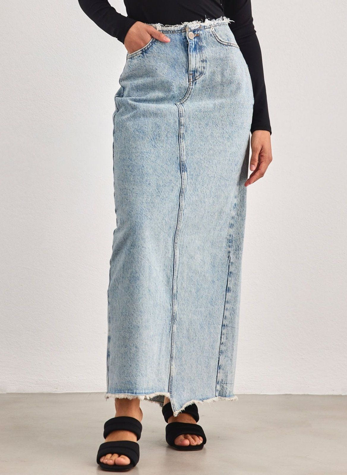 Φούστα τζιν με ξέφτια στη μέση ONLY 15315170 - Μπλε jean - thefashionproject.gr - ONLY