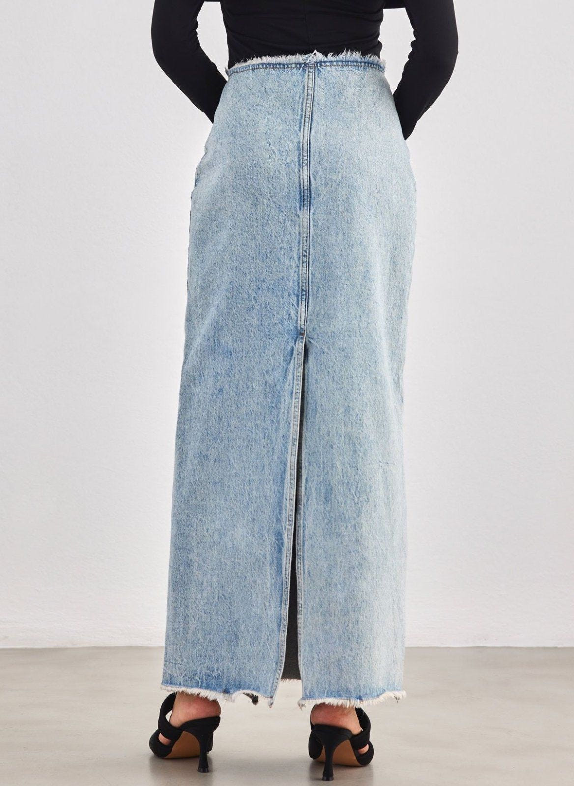 Φούστα τζιν με ξέφτια στη μέση ONLY 15315170 - Μπλε jean - thefashionproject.gr - ONLY