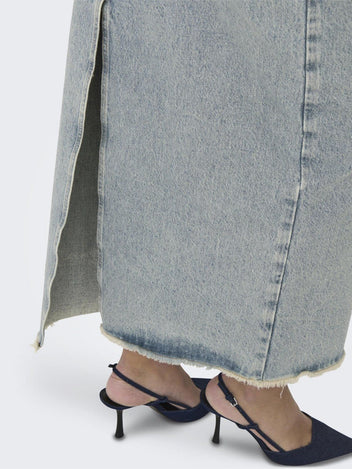 Φούστα τζιν με ξέφτια στη μέση ONLY 15315170 - Μπλε jean - thefashionproject.gr - ONLY