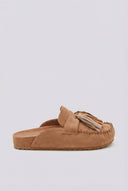 Ideal shoes - Fringe Strap Suede Clogs - Tan Suede