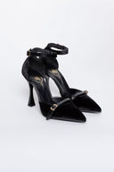 Γόβες από velvet ύφασμα με μπαρέτα TFP - Μαύρο - thefashionproject.gr - TFP
