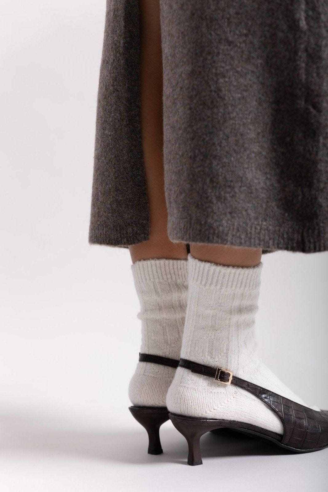 Γόβες κροκό μυτερές slingback TFP - Καφέ - thefashionproject.gr - TFP