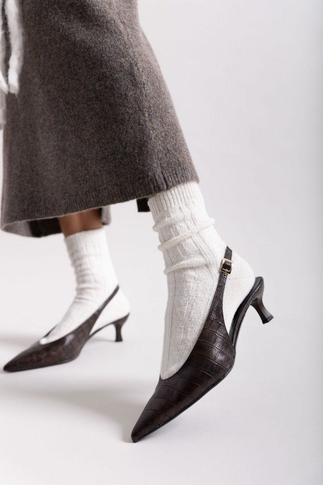Γόβες κροκό μυτερές slingback TFP - Καφέ - thefashionproject.gr - TFP