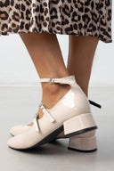 Γόβες λουστρίνι με μπαρέτα ERYNN - Ζαχαρί - thefashionproject.gr - ERYNN