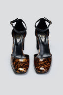Γόβες λουστρίνι με print ταρταρούγα TFP - Κάμελ - thefashionproject.gr - TFP
