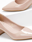 Γόβες λουστρίνι μυτερές - Μπεζ - thefashionproject.gr - GIVANA