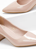 Γόβες λουστρίνι μυτερές - Μπεζ - thefashionproject.gr - GIVANA