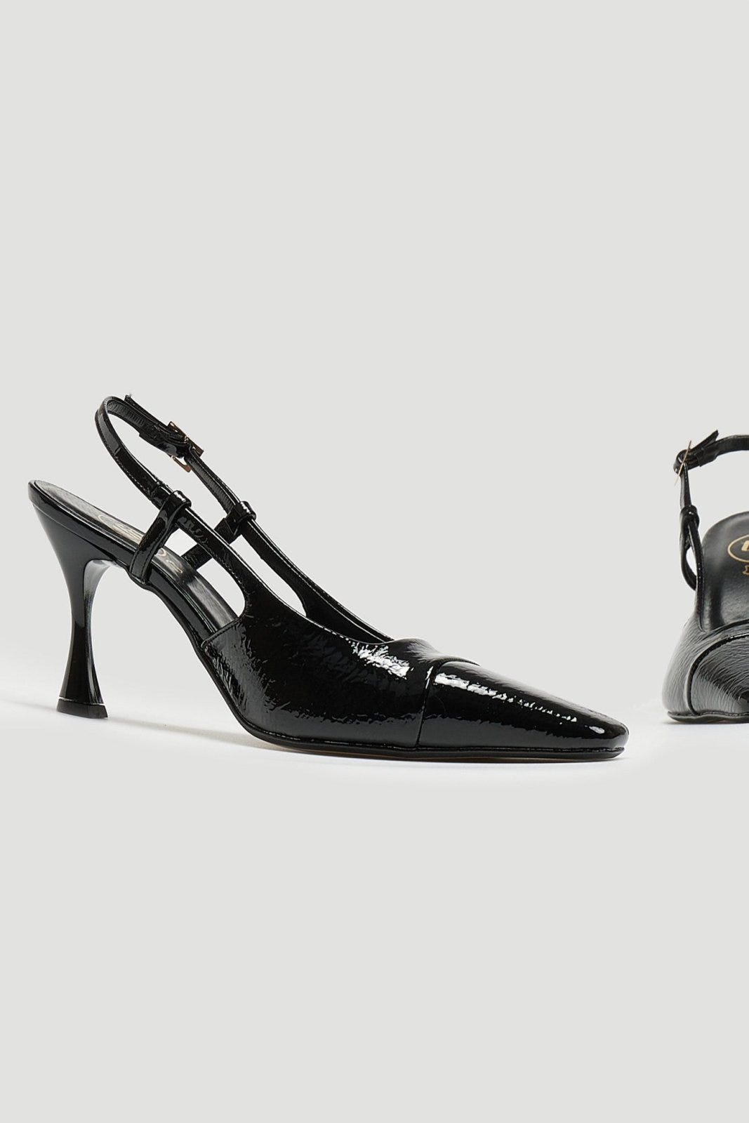 Γόβες λουστρίνι μυτερές TFP - Μαύρο - thefashionproject.gr - TFP