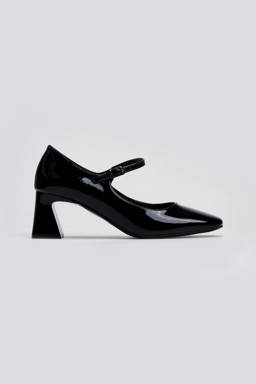 Γόβες Mary Janes λουστρίνι TFP - Μαύρο - thefashionproject.gr - TFP
