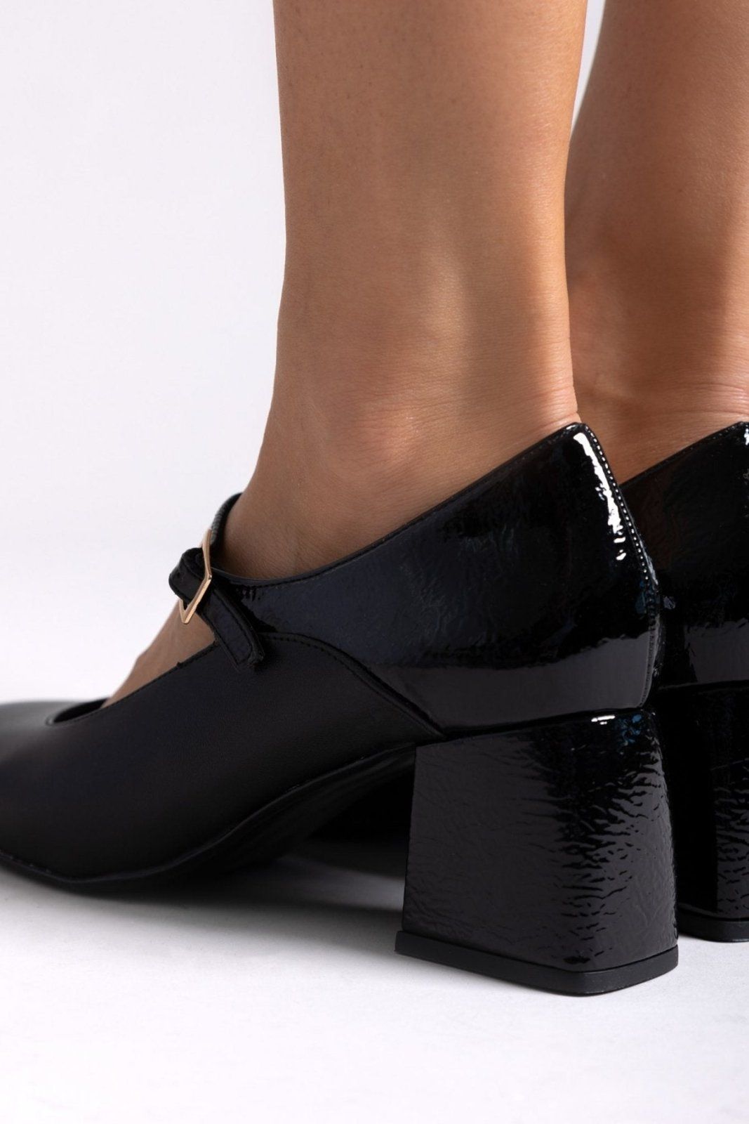 Γόβες Mary Janes με λουστρίνι TFP - Μαύρο - thefashionproject.gr - TFP