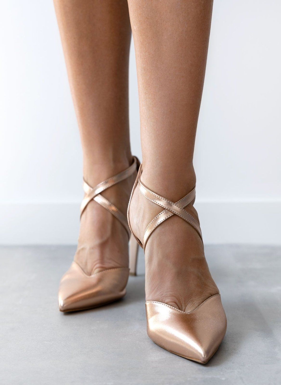 Γόβες με crossover λουράκια TFP - Χαλκός - thefashionproject.gr - TFP