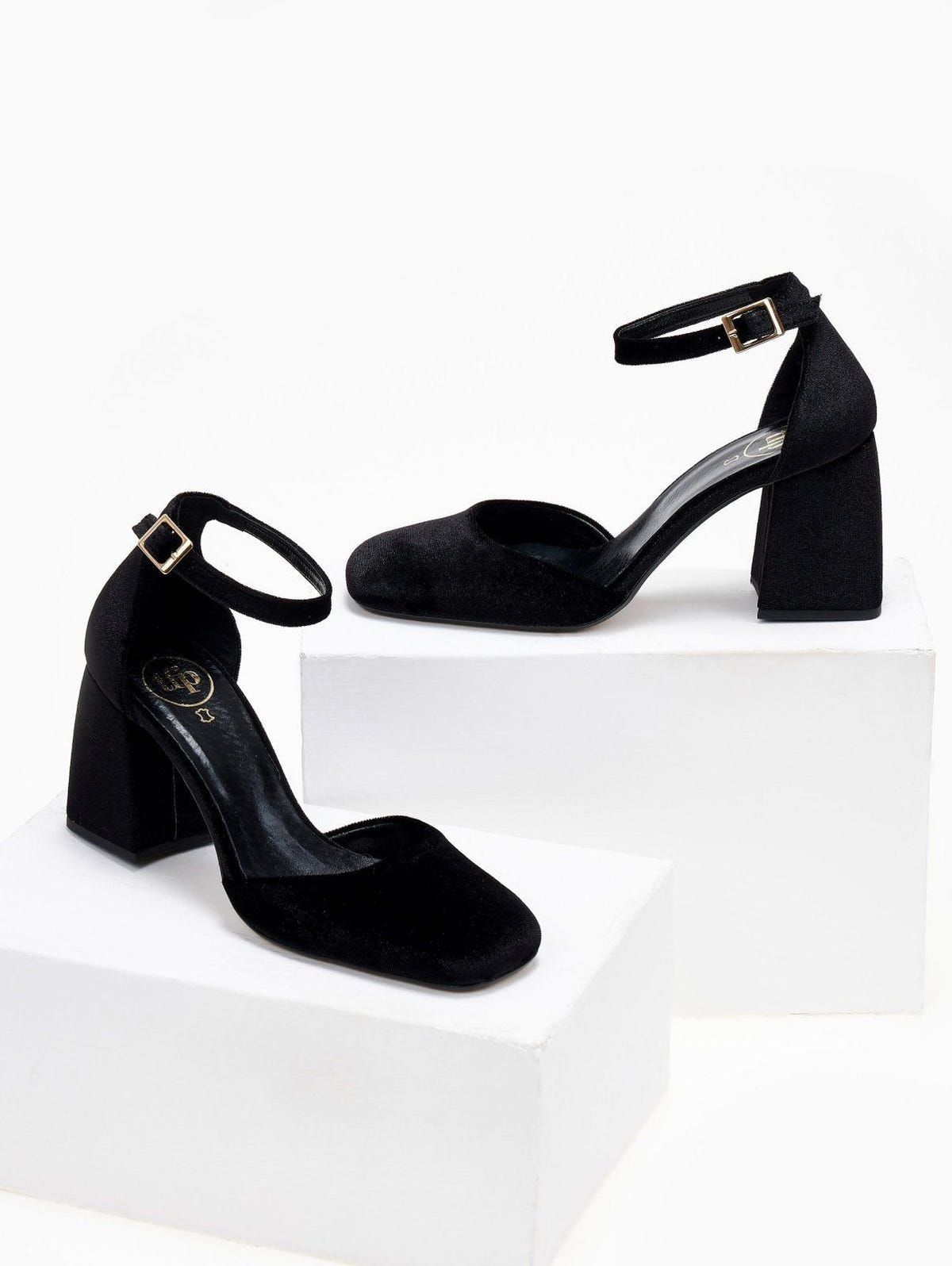 Γόβες με μπαρέτα velvet TFP - Μαύρο - thefashionproject.gr - TFP