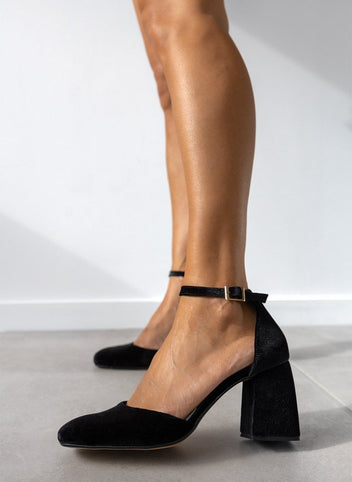 Γόβες με μπαρέτα velvet TFP - Μαύρο - thefashionproject.gr - TFP