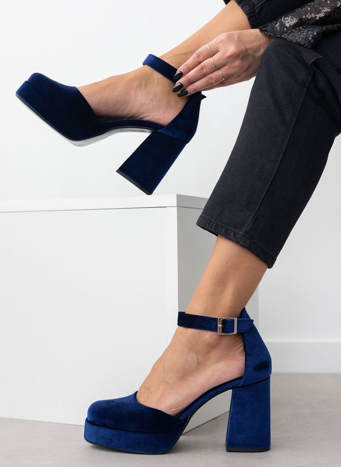 Γόβες με μπαρέτα velvet TFP - Μπλε - thefashionproject.gr - TFP
