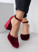 Γόβες με μπαρέτα velvet TFP - Μπορντό - thefashionproject.gr - TFP