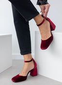 Γόβες με μπαρέτα velvet TFP - Μπορντό - thefashionproject.gr - TFP