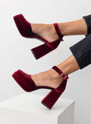 Γόβες με μπαρέτα velvet TFP - Μπορντό - thefashionproject.gr - TFP