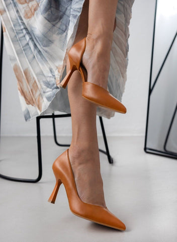 Γόβες μυτερές με άνοιγμα TFP - Ταμπά - thefashionproject.gr - TFP