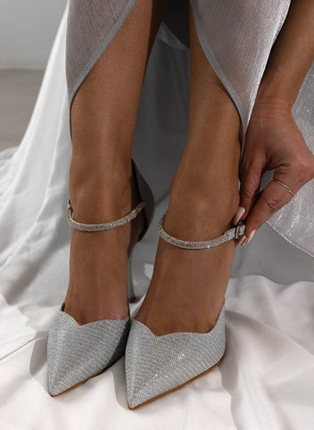 Γόβες μυτερές με στρας μπαρέτα TFP - Ασημί - thefashionproject.gr - TFP