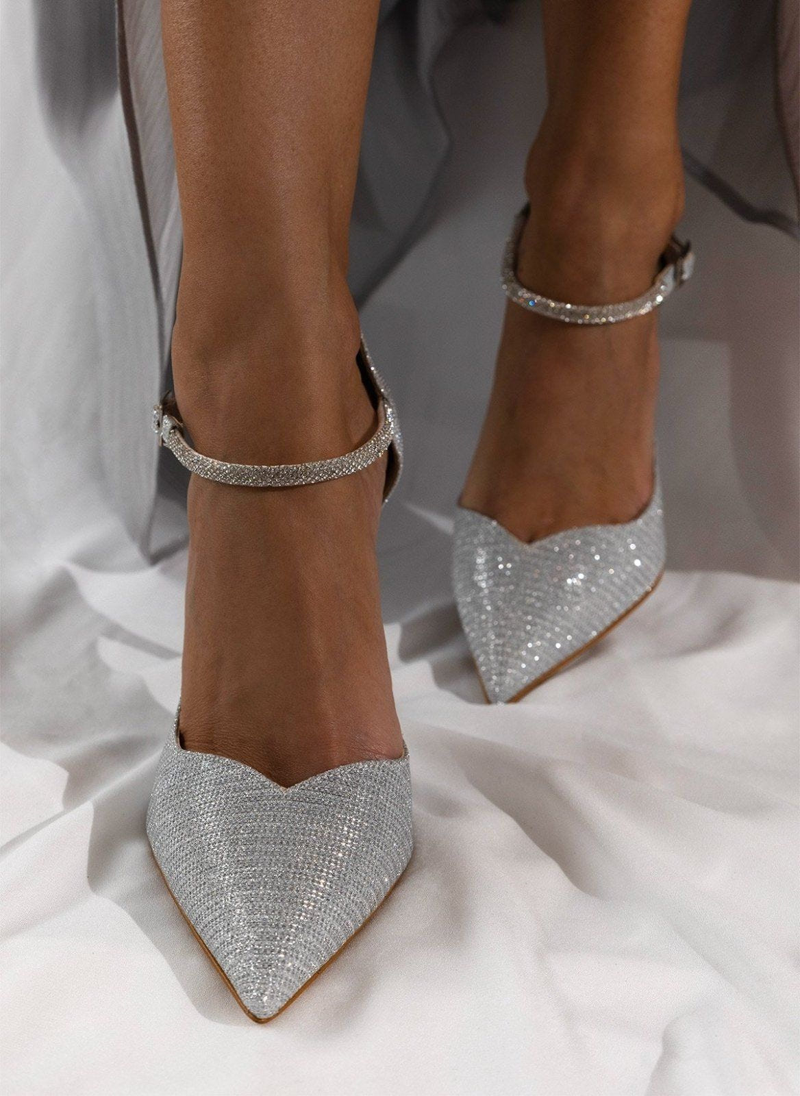 Γόβες μυτερές με στρας μπαρέτα TFP - Ασημί - thefashionproject.gr - TFP