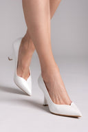 Γόβες μυτερές με v cut TFP - Λευκό Πέρλα - thefashionproject.gr - TFP
