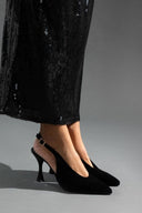 Γόβες μυτερές slingback από velvet ύφασμα TFP - Μαύρο - thefashionproject.gr - TFP