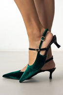 Γόβες μυτερές slingback από ύφασμα velvet TFP - Κυπαρισσί - thefashionproject.gr - TFP