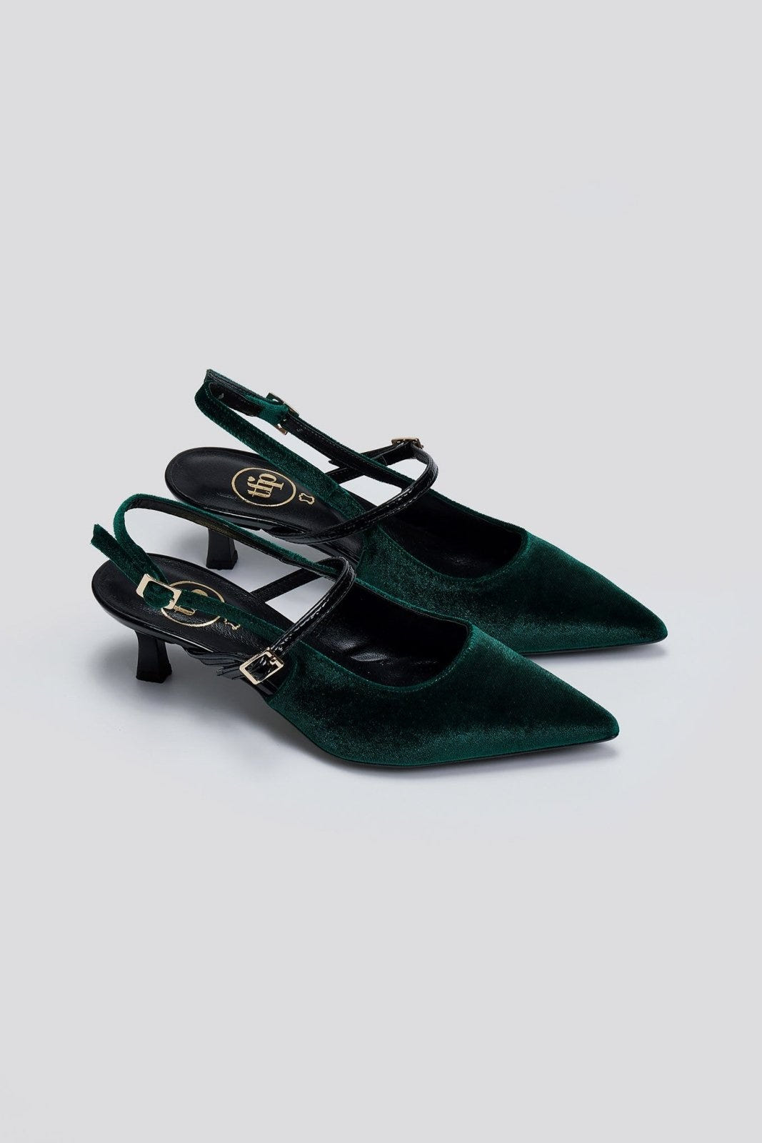 Γόβες μυτερές slingback από ύφασμα velvet TFP - Κυπαρισσί - thefashionproject.gr - TFP