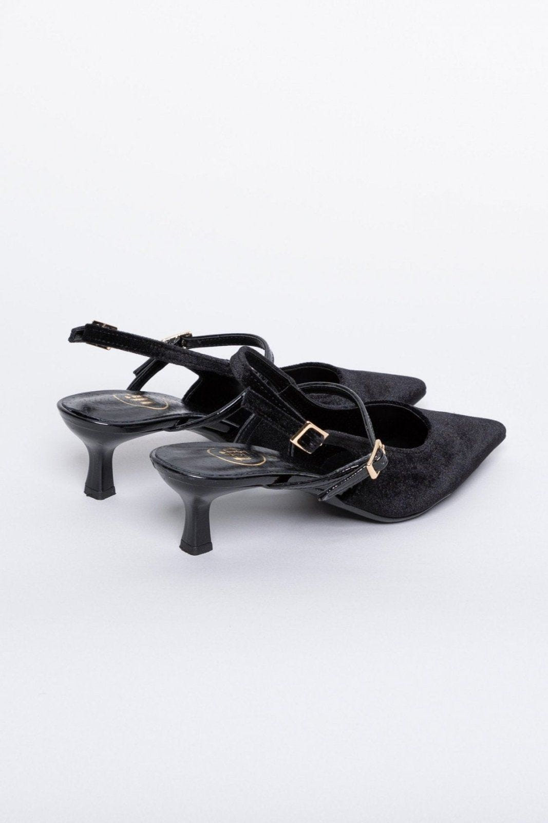 Γόβες μυτερές slingback από ύφασμα velvet TFP - Μαύρο - thefashionproject.gr - TFP