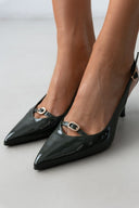 Γόβες μυτερές slingback λουστρίνι TFP - Κυπαρισσί - thefashionproject.gr - TFP