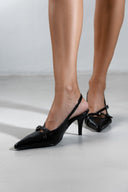 Γόβες μυτερές slingback λουστρίνι TFP - Μαύρο - thefashionproject.gr - TFP